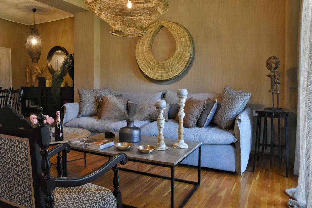 Pepromeno Luxury Apartment In The City Center Calamata Exterior foto