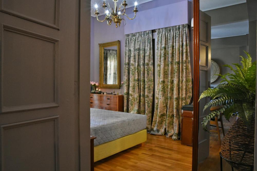 Pepromeno Luxury Apartment In The City Center Calamata Exterior foto